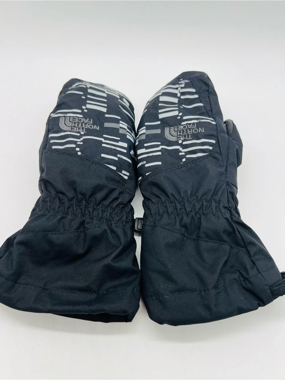 The North Face Black Mittens with Reflective Pattern Youth Small